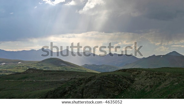 Storm on the Continental Divide Trail Ridge Road\
Rock Mountain National\
Park