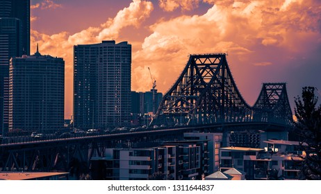 Story Bridge, Brisbane, At Sunset During Peak Hour Traffic. 