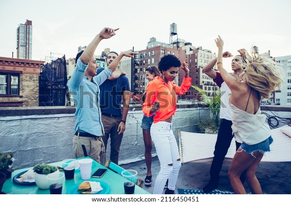 534 Rooftop Party New York Images, Stock Photos & Vectors | Shutterstock