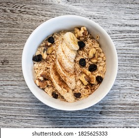 Stovetop Rolled Oats With Flaxseed And Cinnamon Overhead