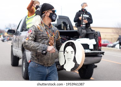 St.Paul, Minnesota United States, 04-11-2021: Native American Man Playing The Drums At A George Floyd And Justin Teigen Protest.