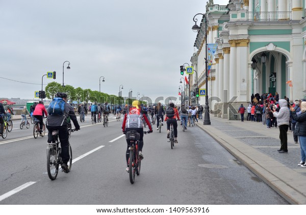 palace to palace bike ride 2019