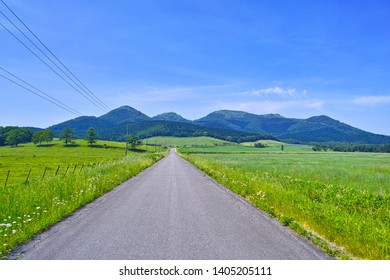 北海道草原道库存照片 图片和摄影作品 Shutterstock