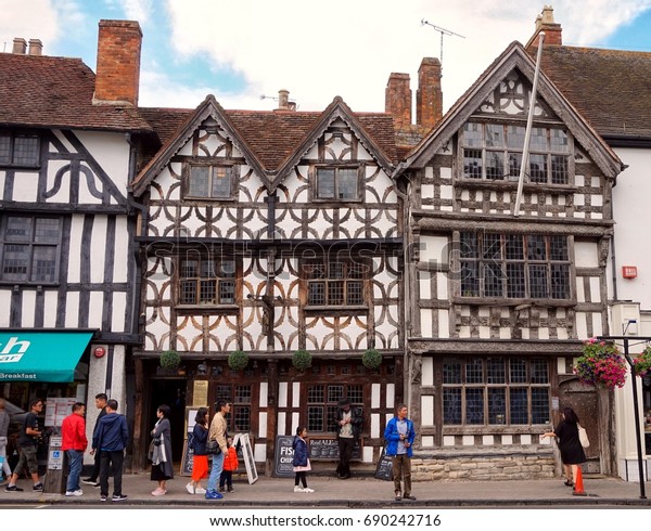 Stratforduponavon Uk July 21 17 Tourists Stock Photo Edit Now