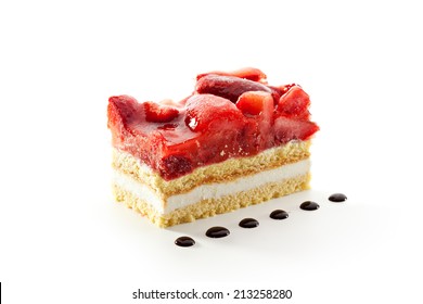 Strawberries Cake with Chocolate Topping