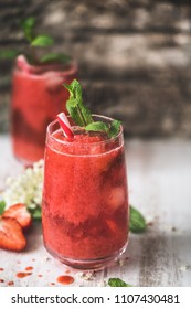 Strawberries Granita Rosé Wine Cocktail