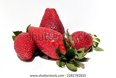 strawberry
background, berry, closeup, delicious, dessert, food, fresh, freshness, fruit, green, healthy, isolated, juicy, leaf, natural, organic, raw, red, ripe, strawberry, sweet, tasty, vibrant, 