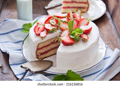 Strawberry Cake