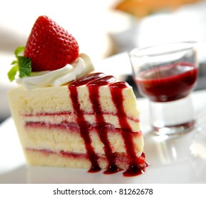 strawberry cake