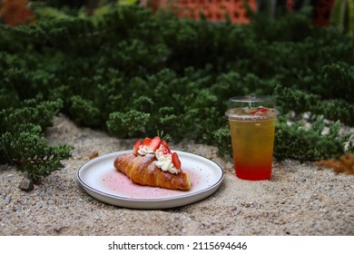 Strawberry Cream Cheese Croissant  And Strawberry Soda