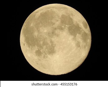 
Strawberry Full Moon In June 2016