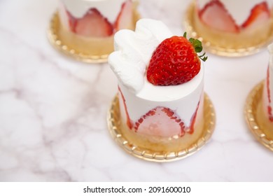 Strawberry Shortcake With Fresh Cream