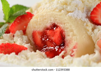 Strawberry-filled Dumpling With Cottage Cheese, Sugar And Butter
