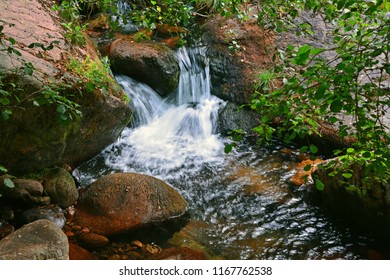 5 Waterfall rockss Images, Stock Photos & Vectors | Shutterstock