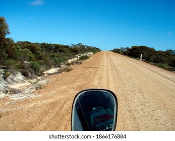 Street In The Australian Desert, Road Traffic In The Outback