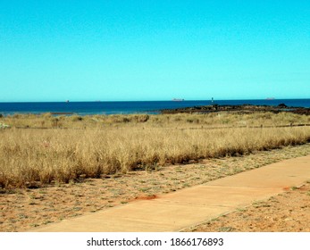 Street In The Australian Desert, Road Traffic In The Outback