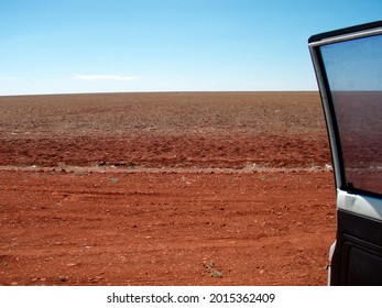 Street In The Australian Desert, Road Traffic In The Outback