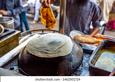 Street Food In Old  Delhi, India