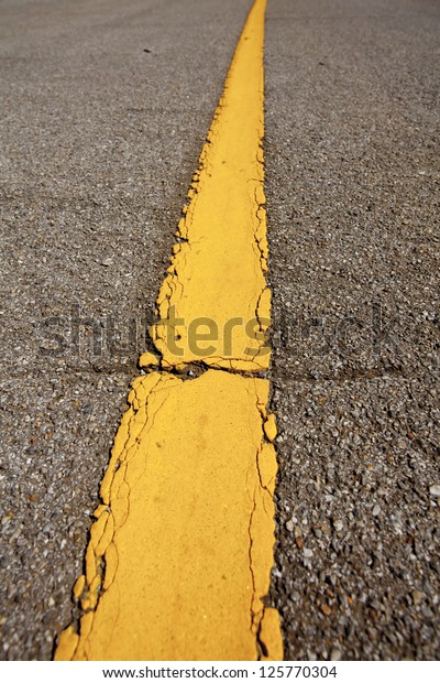 street line,\
yellow line texture of highway\
street