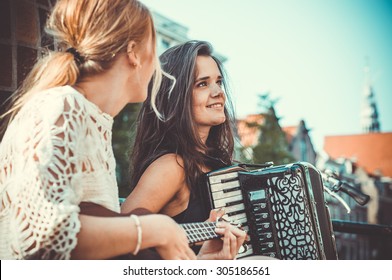 street musicians , accordion , Amsterdam