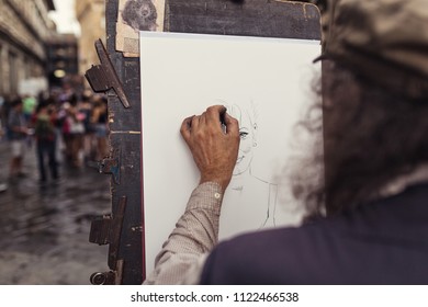  Street Portrait Artist Sketch A Woman