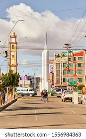 Street Scene Of El Alto Crowd City - The Majority Of Indigenous People Of Bolivia Live Here And Now Are Connected To The South With A Public Cable Car System. El Alto, Bolivia, 2019.