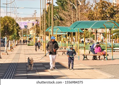 Street Scene Of El Alto Crowd City - The Majority Of Indigenous People Of Bolivia Live Here And Now Are Connected To The South With A Public Cable Car System. El Alto, Bolivia, 2019.