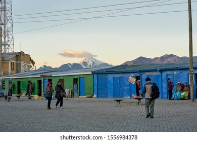 Street Scene Of El Alto Crowd City - The Majority Of Indigenous People Of Bolivia Live Here And Now Are Connected To The South With A Public Cable Car System. El Alto, Bolivia, 2019.