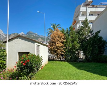 Street Scene In The Old Town Of La Quinta In The Southern Desert, California.