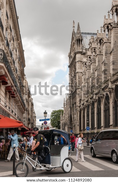Street\
scenes of the city of Paris on August 2,\
2012