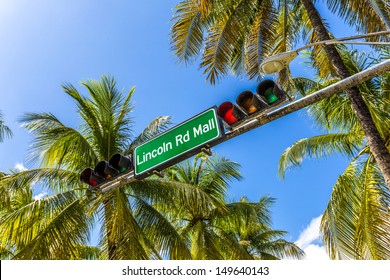 Street Sign Lincoln Road Mall In Miami Beach, The Famous Central Shopping Mall Street In The Art Deco District