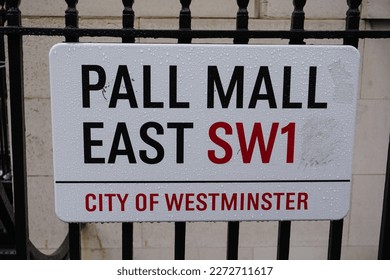 Street sign in London for Pall Mall in City of Westminster SW1. Street sign in the English capital. 