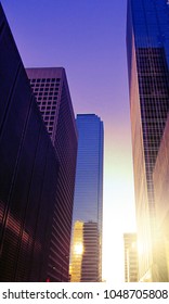 Street Skyline Of Modern Buildings At Bright Sunset In Downtown Of Dallas, Texas, USA.
Open Free Scenic View Of American Skyscrapers And Architecture Of City Center District.