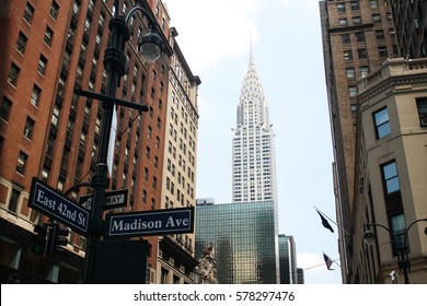 Vista de la calle del edificio Chrisler en Nueva York
