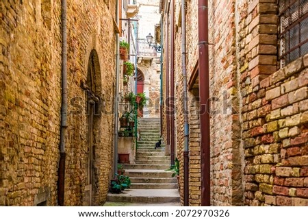 Streets and alleys in old town of Citta Sant Angelo, province of Pescara, Abruzzo, Italy, one of 'Borghi piu belli d'Italia' (Most Beautiful Villages in Italy) Foto d'archivio © 
