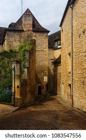 Streets Of Sarlat La Caneda, In Black Perigord, South Of France, Europe