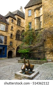 Streets Of Sarlat La Caneda, France