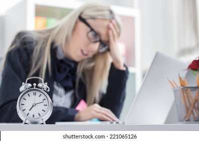 Stressful woman can't finish job on time