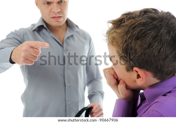 Strict Father Punishes His Son Isolated Foto De Stock 90667906 Shutterstock