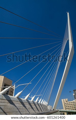 String bridge in Jerusalem