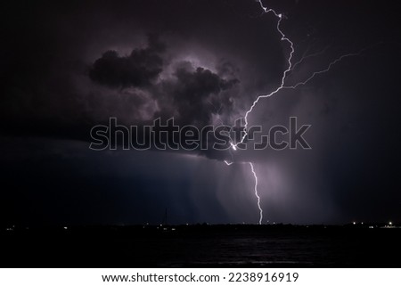 Strom Lightning strike at night
