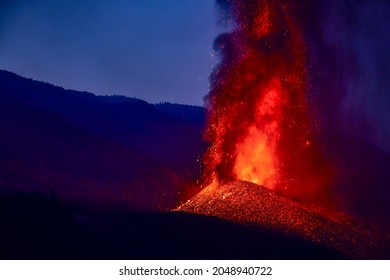 Strombolian Eruption Volcano La Palma Erupting
