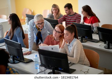 Lecturer Helping Smiling Girl Students On Stock Photo 1492327328 ...