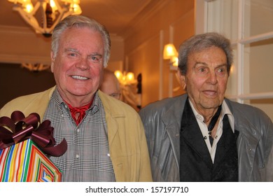 STUDIO CITY, CA- SEPTEMBER 27, 2013: Actors Robert Wagner And Mike Connors Attending The 16th Annual Silver Spur Awards At The Sportsmens Lodge On September 27, 2013 In Studio City, Ca.