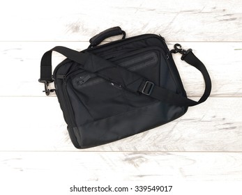 A Studio Photo Of A Laptop Shoulder Bag