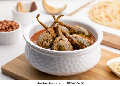 Stuffed Brinjal Or Bharli Vangi