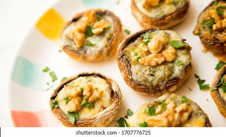 Stuffed Mushrooms With Blue Cheese And Walnuts 