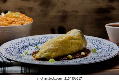 Stuffed poblano pepper stuffed with meat and stewed with egg and flour. This delicious dish dates back to the 16th century where the mixture of traditions between the Spanish and the indigenous