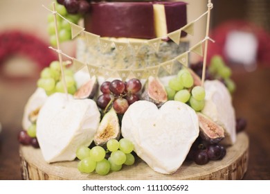 Stunning Real Cheese Wedding Cake Rounds With Grapes