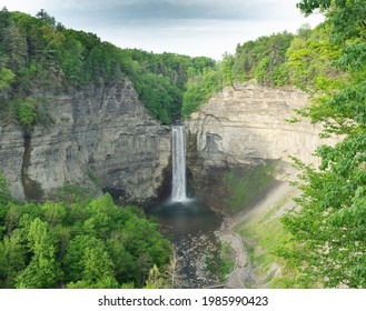 Stunning Waterfall Of The Taughannock Falls In Finger Lakes NY